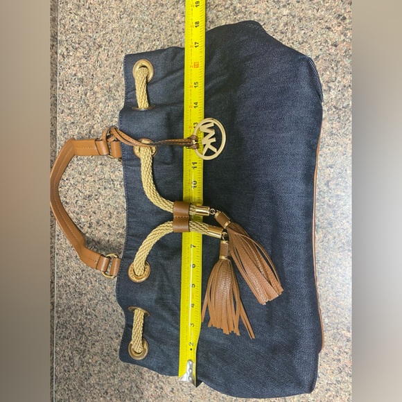 Great looking MK denim summer bag. - Picture 10 of 10